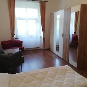 https://apartment-70m2.karlovyvary-hotels.com